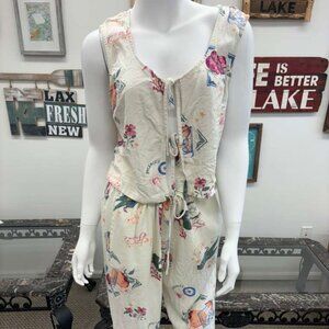 Printed jumpsuit in very good pre-owned condition.